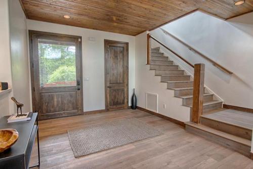 The Cabin Home - image 9
