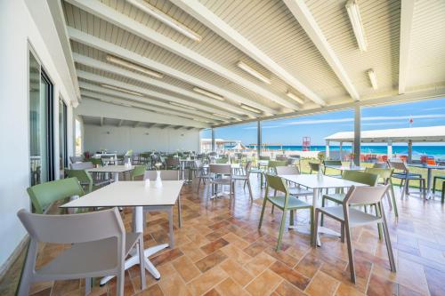 Adele Beach Hotel - image 5
