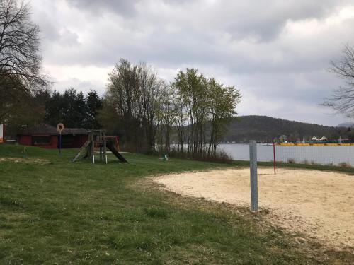 Lili´s Bungalow auf der Halbinsel Scheid 5.3km von Vöhl entfernt