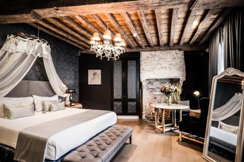 Hotel De Castillion - Small elegant hotel