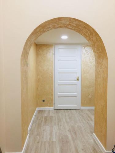 White Rose Apartment B - image 14