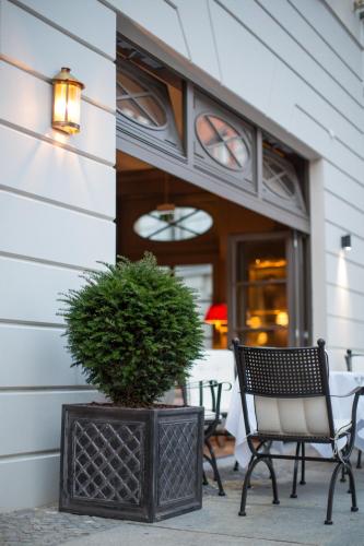 Monbijou Hotel - image 6