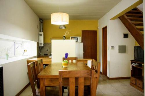 2 bedrooms, 5 beds
