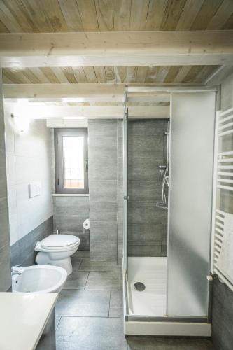 Modern Loft Apartment - image 2