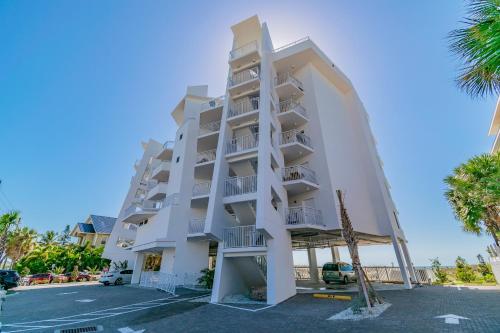 Provident Oceana Beachfront Suites