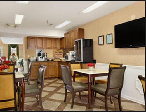 Baymont by Wyndham Roanoke Rapids in Roanoke Rapids, USA