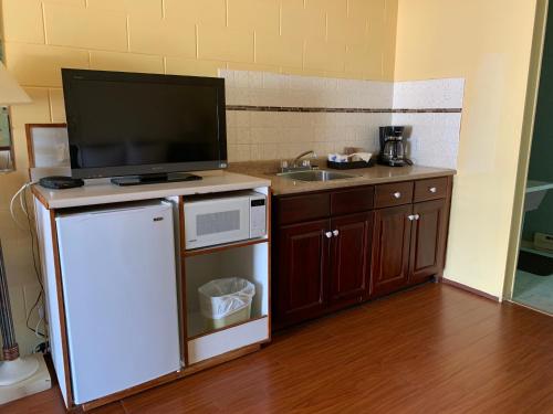 City Centre Motel older building in Hope (BC)