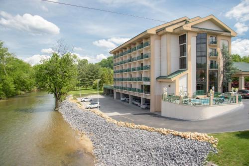 Pigeon River Inn in Pigeon Forge, USA