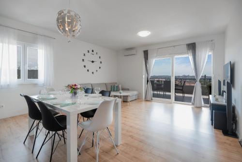  New Luxury Apartment in Solin