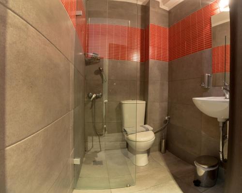 Double Room image 8