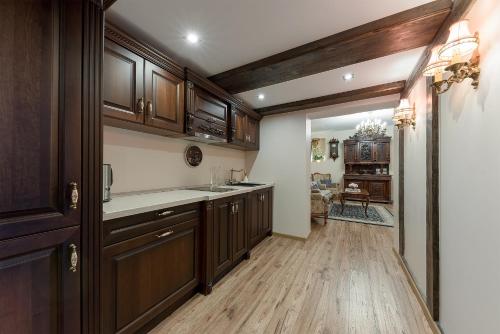 Duke Apartments - image 6