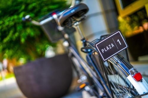 Plaza Prague Hotel - image 6
