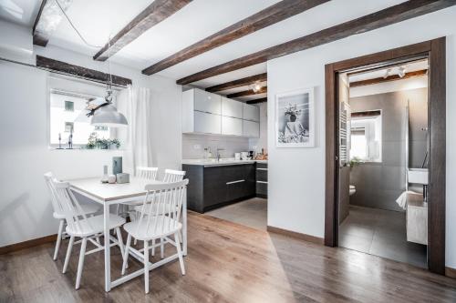 Konyha, AT rural Erro Center in Erro