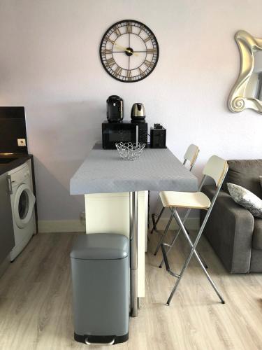 Studio ST-MANDRIER 300m MER in Saint Mandrier Sur Mer