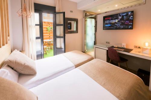 Hotel Fruela - image 8