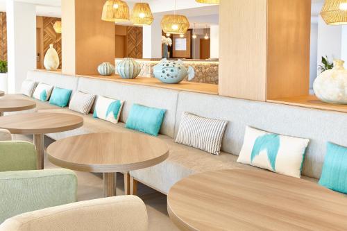Universal Hotel Castell Royal - image 13