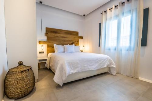 2 bedrooms, 3 beds