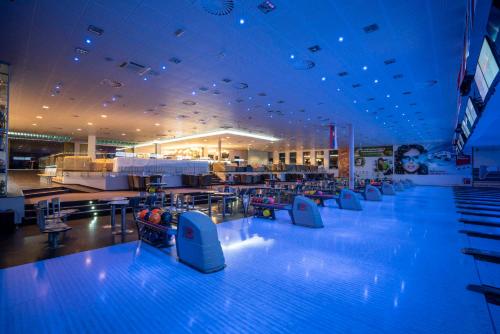 BNC Hotel - Restaurant - Bowling