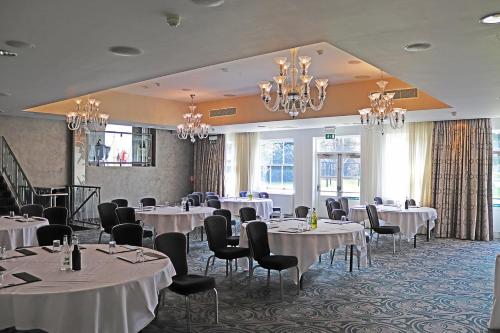 The Pinewood Hotel - image 3