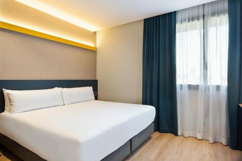 Hotel Brick Barcelona - image 11
