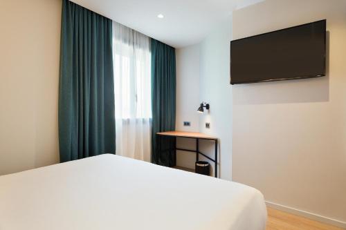 Hotel Brick Barcelona - image 4