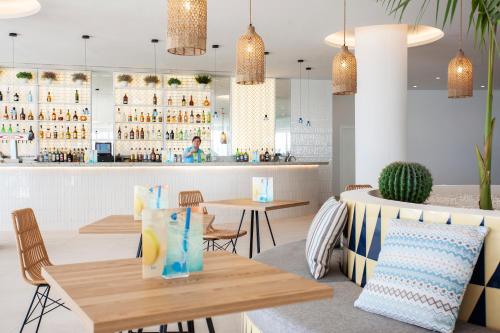 Grupotel Picafort Beach - image 14