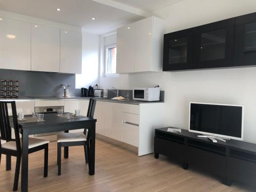Montarina Apartment - image 8