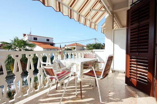 Apartments and rooms by the sea Zadar - 5874 