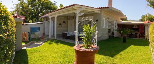  Orestis House in Artemida