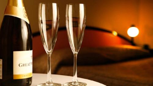 餐飲選擇, 馬霍尼汽車旅館 (Mahoneys Motor Inn) in 瑞斯維爾