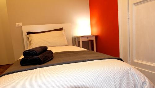 Single Room image 7