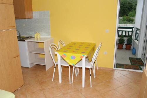 Apartments by the sea Promajna Makarska - 2642 - image 8