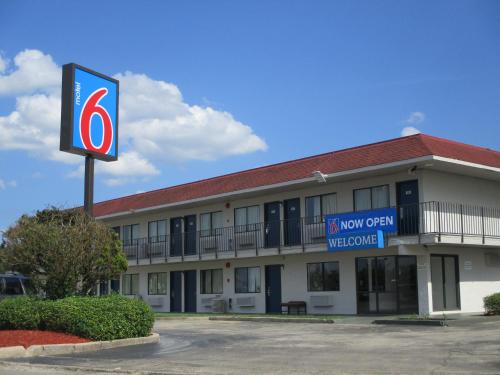 Motel 6-Meridian, MS