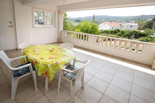 Apartments with a parking space Povlja Brac - 759 Povlja