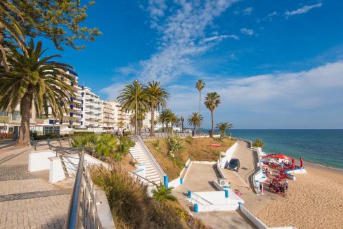 ชายหาด, FLH Armação de Pêra Ocean View Flat (FLH Armacao de Pera Ocean View Flat) in ซีฟล์ว