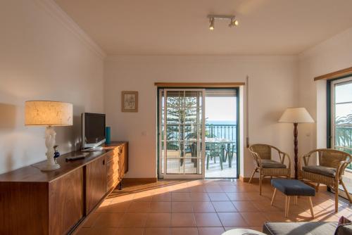 FLH Armação de Pêra Ocean View Flat (FLH Armacao de Pera Ocean View Flat) in ซีฟล์ว