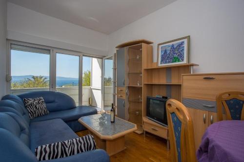 Apartments by the sea Podgora Makarska - 13086