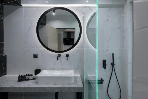 Philosofia Athens Suites - image 14