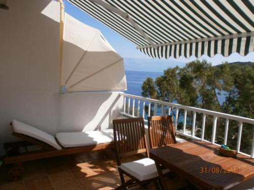  Apartment Gloria in Zastražišće