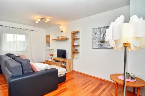 Kuća za odmor Diana (Kuca za odmor Diana) in Kukljica