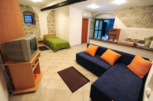 Apartments with WiFi Split - 4266 - image 7