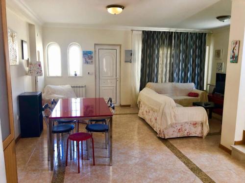  Villa with terrace & barbecue Ericeira in Ericeira