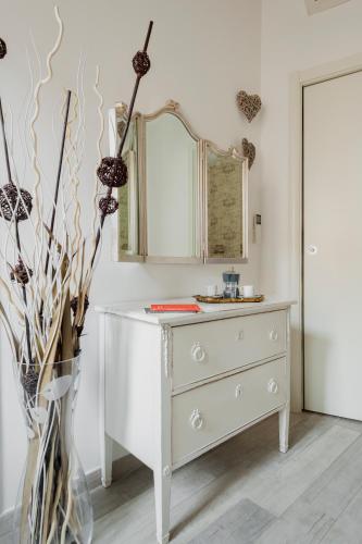 Charming Apartment on the Darsena Navigli - Pulizia Eccezionale, Milan (photo 6)