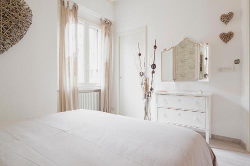 Charming Apartment on the Darsena Navigli - Pulizia Eccezionale, Milan (photo 5)