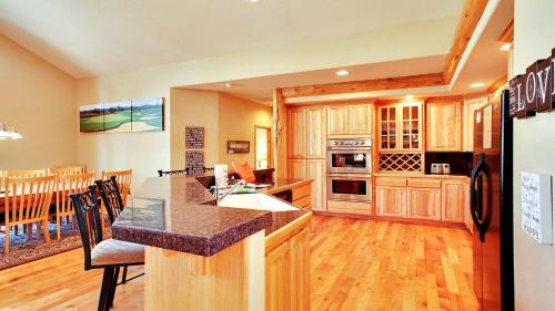 Hickory 26 - main image