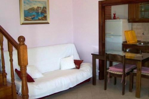 Apartments by the sea Vinisce Trogir - 4288 - image 4