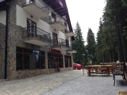 Intrare, Cabana Haiducilor in Rânca - Novaci