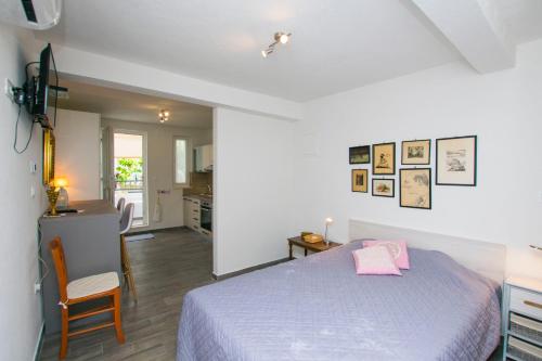 Apartment Snezana - image 11