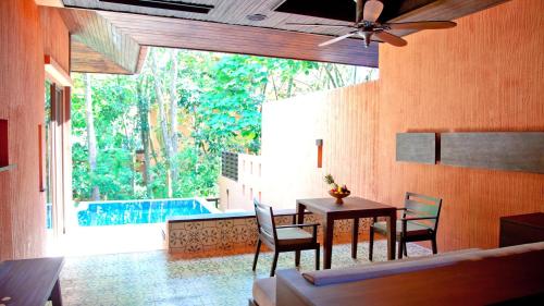 201382671 Sri Panwa Phuket Luxury Pool Villa Hotel - SHA Plus