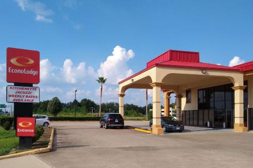 Econo Lodge Inn & Suites West – Energy Corridor